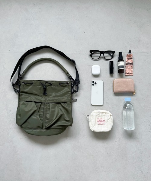 un+frame（アンフレーム）の「military drawstring bag／ミリタリー巾着2WAYショルダーバッグ（ショルダーバッグ・レディース・ベージュ/アイボリー/カーキ/ブラック・FREE）」の15枚目の写真