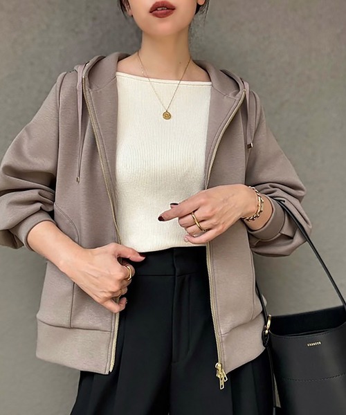 大人パーカー】ダンボールジップアップパーカー Emma Taylor