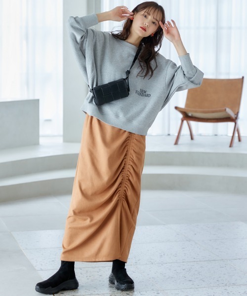 miclat（ミクラ）の「大きいサイズ　シャーリングスカート　miclat（スカート・レディース・オレンジ系/ベージュ系・4L/L/LL/3L/5L）」の2枚目の写真