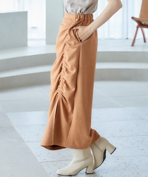 miclat（ミクラ）の「大きいサイズ　シャーリングスカート　miclat（スカート・レディース・オレンジ系/ベージュ系・4L/L/LL/3L/5L）」の8枚目の写真