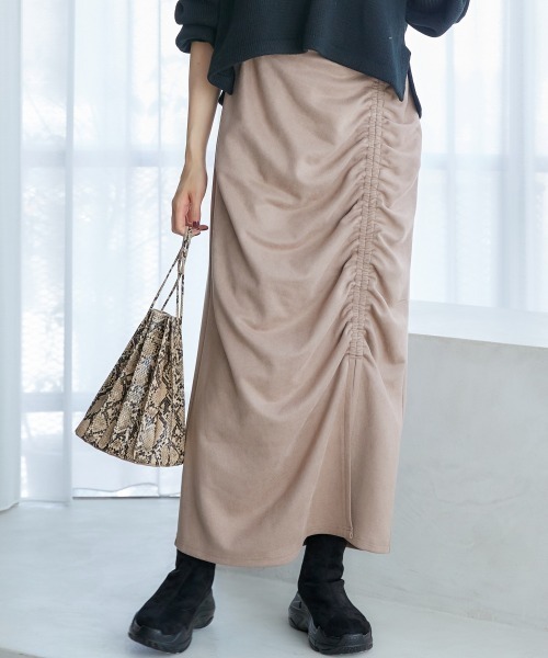 miclat（ミクラ）の「大きいサイズ　シャーリングスカート　miclat（スカート・レディース・オレンジ系/ベージュ系・4L/L/LL/3L/5L）」の9枚目の写真