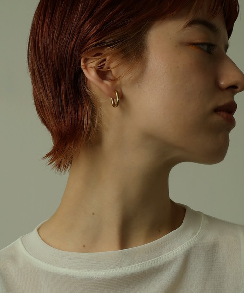 ORLEAN(オルレアン)の「金属アレルギー対応 オーバルデザインピアス 両耳用 サージカルステンレス(ピアス(両耳用)・レディース・ゴールド/シルバー・フリー)」の8枚目の写真