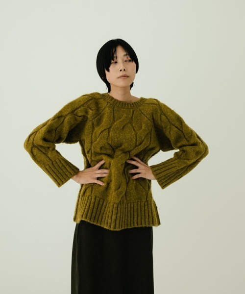 oblekt（オブレクト）の「MOHAIR CHUNKY KNIT（ニット/セーター・レディース・イエロー/ネイビー・FREE）」の7枚目の写真