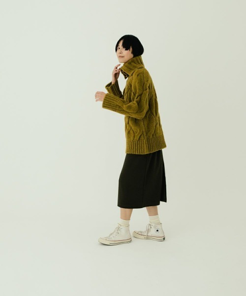 oblekt（オブレクト）の「MOHAIR CHUNKY KNIT（ニット/セーター・レディース・イエロー/ネイビー・FREE）」の11枚目の写真