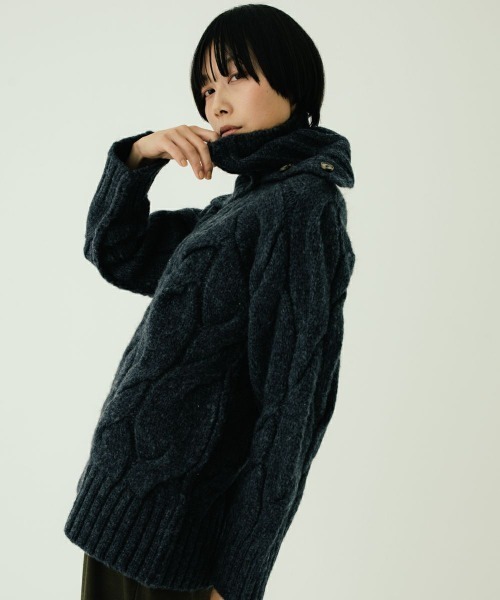 oblekt（オブレクト）の「MOHAIR CHUNKY KNIT（ニット/セーター・レディース・イエロー/ネイビー・FREE）」の16枚目の写真