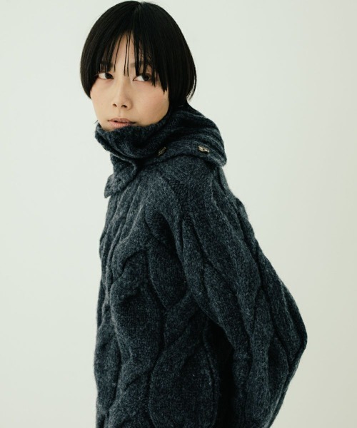 oblekt（オブレクト）の「MOHAIR CHUNKY KNIT（ニット/セーター・レディース・イエロー/ネイビー・FREE）」の17枚目の写真