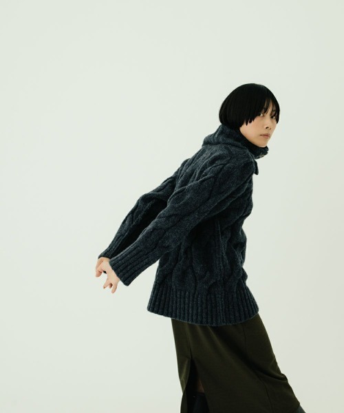 oblekt（オブレクト）の「MOHAIR CHUNKY KNIT（ニット/セーター・レディース・イエロー/ネイビー・FREE）」の18枚目の写真