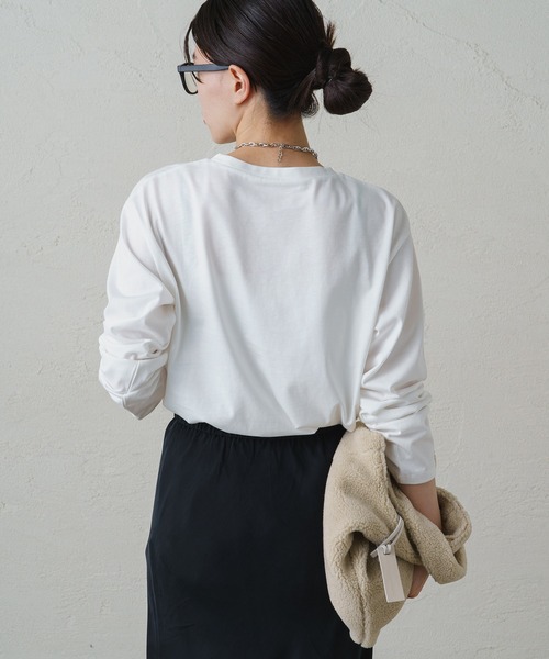 LOUNGEDRESS（ラウンジドレス）の「ロゴロンT（Tシャツ/カットソー・レディース・チャコールグレー/オフホワイト/ブラック・FREE）」の16枚目の写真