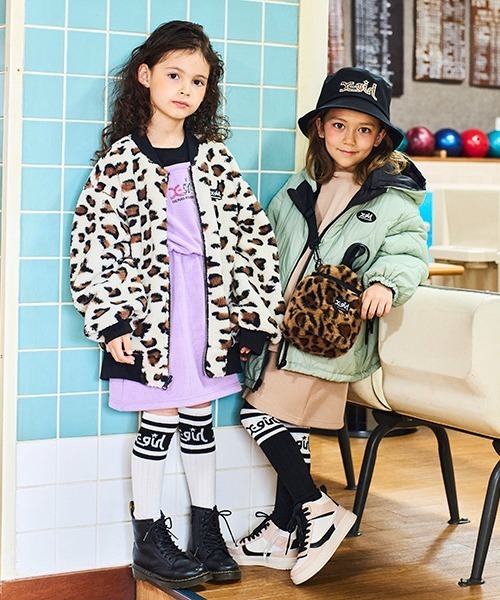 X-girl Stages(エックスガールステージス)の「カタアキワンピース(ワンピース・キッズ・ブラック/ラベンダー・110cm/120cm/130cm/140cm/90cm/100cm)」の14枚目の写真