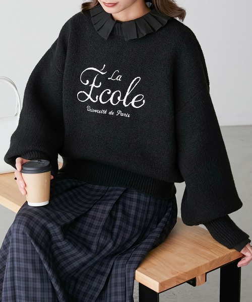 BONLECILL(ボンルシール)の「フレンチロゴ刺繍ボリュームスリーブニットプルオーバー(ニット/セーター・レディース・モスグリーン/ブラック/アイボリー/ネイビー/ピンク・FREE)」の2枚目の写真