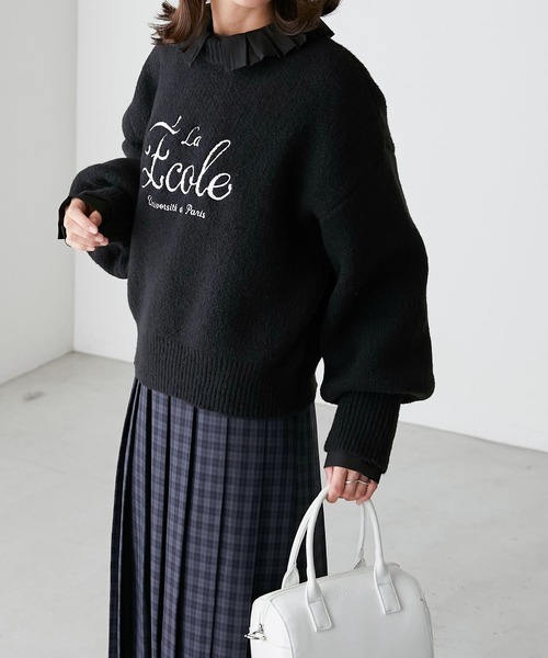 BONLECILL(ボンルシール)の「フレンチロゴ刺繍ボリュームスリーブニットプルオーバー(ニット/セーター・レディース・モスグリーン/ブラック/アイボリー/ネイビー/ピンク・FREE)」の14枚目の写真