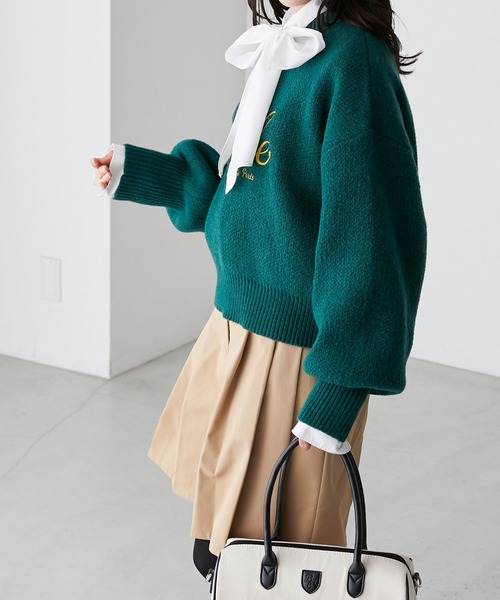 BONLECILL(ボンルシール)の「フレンチロゴ刺繍ボリュームスリーブニットプルオーバー(ニット/セーター・レディース・モスグリーン/ブラック/アイボリー/ネイビー/ピンク・FREE)」の21枚目の写真