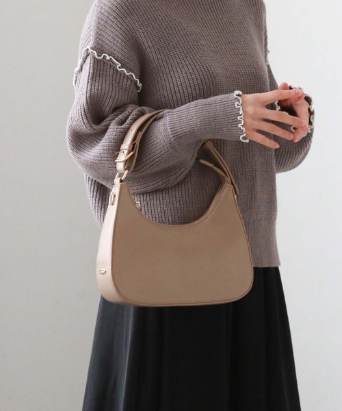 archives（アルシーヴ）の「メタルロゴHOBOバッグ（ハンドバッグ・レディース・ブラック/グレイッシュベージュ/モカ・FREE）」の13枚目の写真