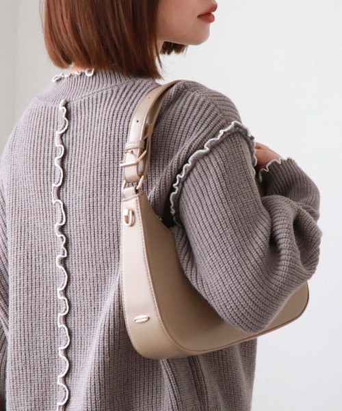 archives（アルシーヴ）の「メタルロゴHOBOバッグ（ハンドバッグ・レディース・ブラック/グレイッシュベージュ/モカ・FREE）」の15枚目の写真