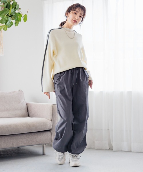 LEPSIM(レプシィム)の「7ゲージライン配色プルオーバー 985717(ニット/セーター・レディース・ネイビー/オフホワイト/グリーン・FREE)」の8枚目の写真