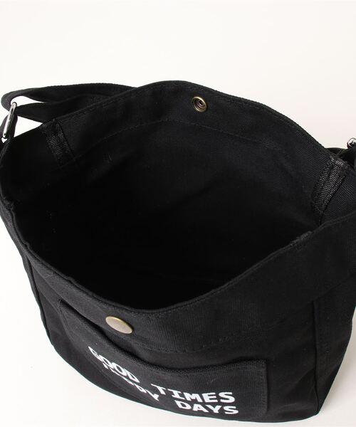 aimoha（アイモハ）の「【aimoha-KIDS-】子供服 ユニセックス英文字ショルダーバッグ（ショルダーバッグ・キッズ・ホワイト/ブルー/ブラウン/ブラック・FREE）」の7枚目の写真