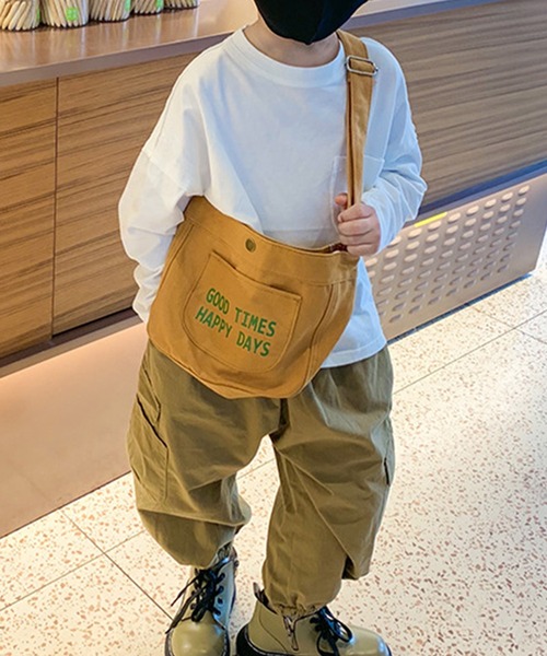 aimoha（アイモハ）の「【aimoha-KIDS-】子供服 ユニセックス英文字ショルダーバッグ（ショルダーバッグ・キッズ・ホワイト/ブルー/ブラウン/ブラック・FREE）」の16枚目の写真