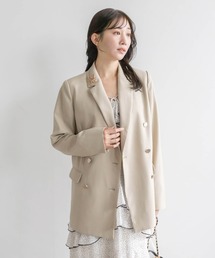 ブローチ付テーラードジャケット