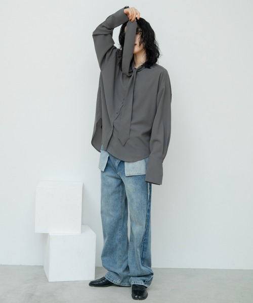 VACANCY（ヴァカンシー）の「アウトポケットカッティングデニム（デニムパンツ・レディース・ライトブルー・LARGE/MEDIUM/SMALL）」の13枚目の写真