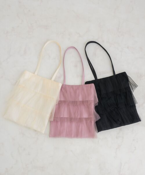 ems excite（エムズエキサイト）の「チュールフリルティアードトート（トートバッグ・レディース・オフホワイト/ブラック/ピンク・ONE SIZE）」の4枚目の写真