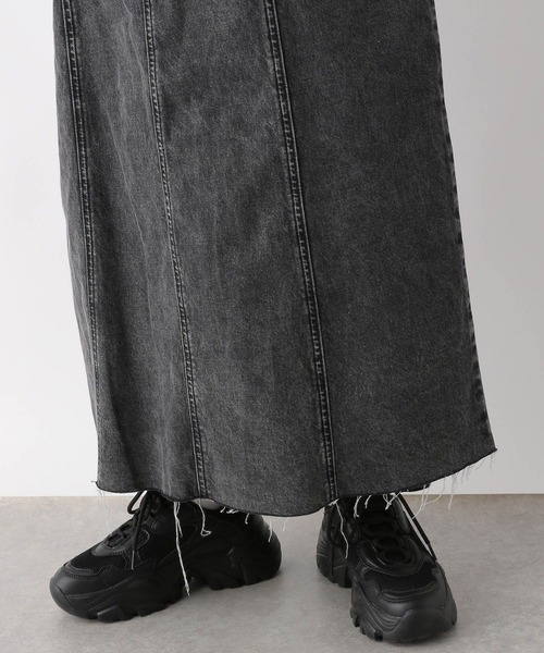 LEPSIM（レプシィム）の「切り替えデニムキャミワンピース　992085（ワンピース・レディース・チャコールグレー/ブルー/インディゴブルー・FREE）」の19枚目の写真