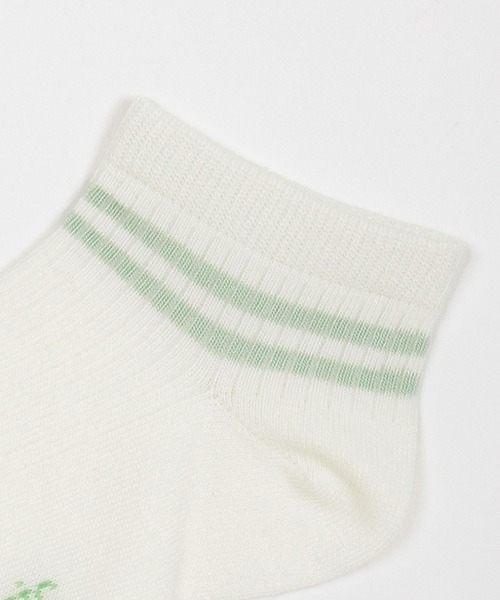 LOVETOXIC（ラブトキシック）の「2本ラインスニーカー丈ソックス（ソックス/靴下・キッズ・ライトグリーン/ブラック/ラベンダー/オフホワイト・FREE）」の6枚目の写真