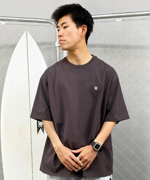 Hurley （ハーレー）の「Hurley/ハーレー 半袖Tee レギュラーシルエット 中厚手 24MRSMSS03（Tシャツ/カットソー・メンズ・ホワイト/チャコールグレー/ブラック・S/M/L）」の4枚目の写真