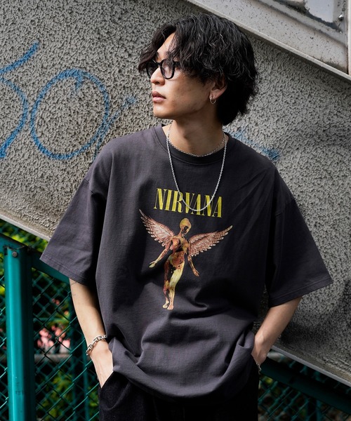 PUBLUX（パブリュクス）の「PUBLUX/パブリュクス 別注 NIRVANA IN UTERO TEE/バンドTシャツ/バンT/ユニセックス(限定展開)（Tシャツ/カットソー・メンズ・ホワイト/ブラック・SMALL/MEDIUM/LARGE）」の2枚目の写真