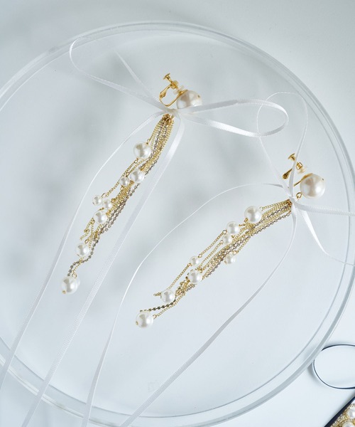 パール付きロングイヤリング フラワーパールロングイヤリング｜ピアス・イアリング - niana