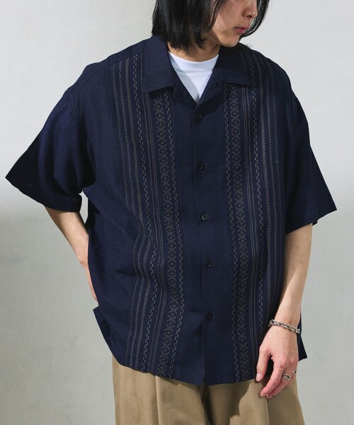 FREAK'S STORE(フリークスストア)の「限定展開 Relax Fit リラックスフィット リネンレーヨン フロント刺繍 キューバシャツ/オープンカラーシャツ(シャツ/ブラウス・メンズ・ブラック/ブラウン/チャコールグレー/ネイビー・SMALL/LARGE/MEDIUM)」の6枚目の写真