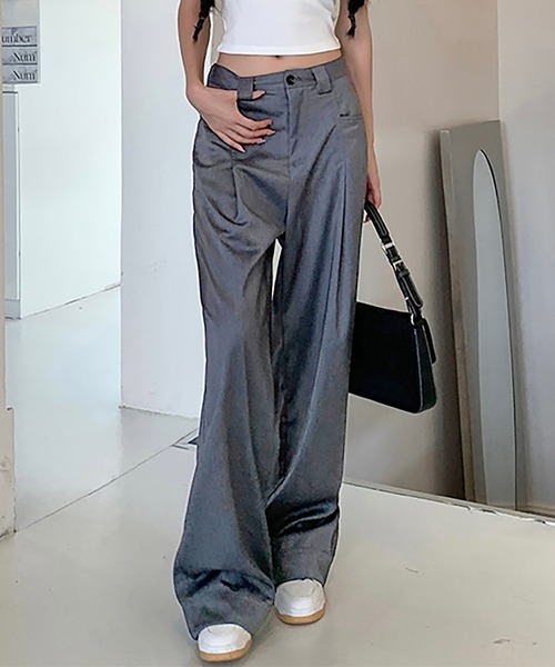 LAFFMO（ラフモ）の「ワイドタックパンツ（スラックス・レディース・グレー・M/L）」の5枚目の写真