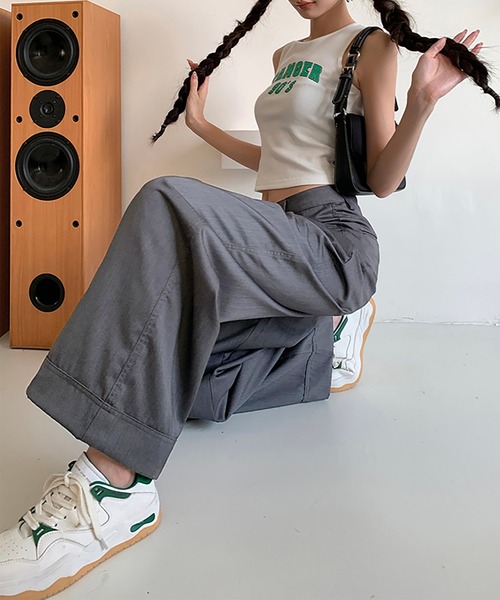 LAFFMO（ラフモ）の「ワイドタックパンツ（スラックス・レディース・グレー・M/L）」の7枚目の写真