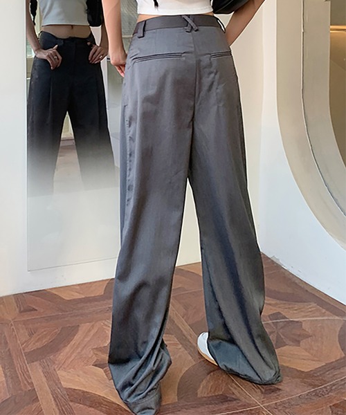 LAFFMO（ラフモ）の「ワイドタックパンツ（スラックス・レディース・グレー・M/L）」の16枚目の写真