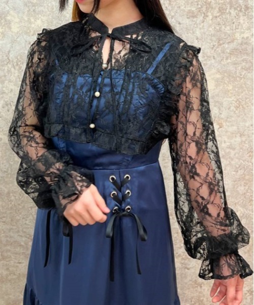 axes femme POETIQUE（アクシーズファムポエティック）の「シアーレースショートブラウス（シャツ/ブラウス・レディース・サックスブルー/キナリ/ブラック・MEDIUM）」の6枚目の写真