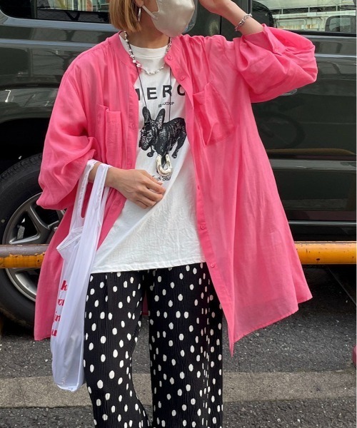 feepur by saya（フェピュールバイサヤ）の「【 7color 】シアールーズシャツ（シャツ/ブラウス・レディース・ブラック/パープル/グリーン/ブルー/オレンジ/ピンク/オフホワイト・MEDIUM）」の6枚目の写真