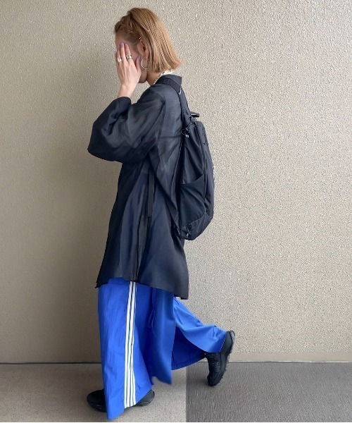 feepur by saya（フェピュールバイサヤ）の「【 7color 】シアールーズシャツ（シャツ/ブラウス・レディース・ブラック/パープル/グリーン/ブルー/オレンジ/ピンク/オフホワイト・MEDIUM）」の21枚目の写真