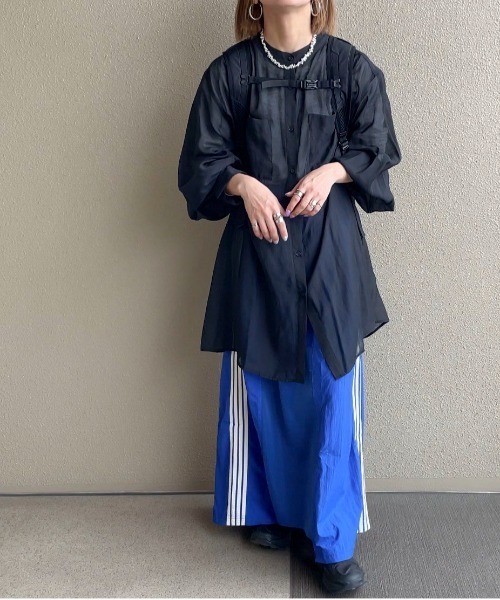 feepur by saya（フェピュールバイサヤ）の「【 7color 】シアールーズシャツ（シャツ/ブラウス・レディース・ブラック/パープル/グリーン/ブルー/オレンジ/ピンク/オフホワイト・MEDIUM）」の20枚目の写真