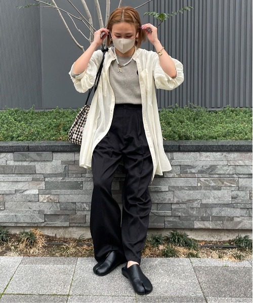 feepur by saya（フェピュールバイサヤ）の「【 7color 】シアールーズシャツ（シャツ/ブラウス・レディース・ブラック/パープル/グリーン/ブルー/オレンジ/ピンク/オフホワイト・MEDIUM）」の17枚目の写真