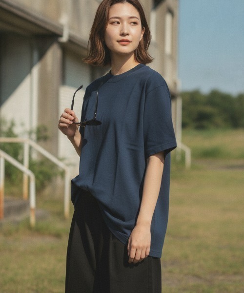 SHAKA WeAR(シャカウェア)の「【SHAKA WEAR/シャカウェア】GARMENT DYE SHORT SLEEVE ガーメントダイ 8カラー展開 ヘビーウェイト ビッグシルエット ユニセックス 無地半袖Tシャツ(Tシャツ/カットソー・メンズ・ブラック系その他2/ブラック/ホワイト/ブルー系その他/ブラック系その他/イエロー系その他/レッド系その他/ブルー系その他2・SMALL/XX-LARGE/X-LARGE/LARGE/MEDIUM)」の5枚目の写真