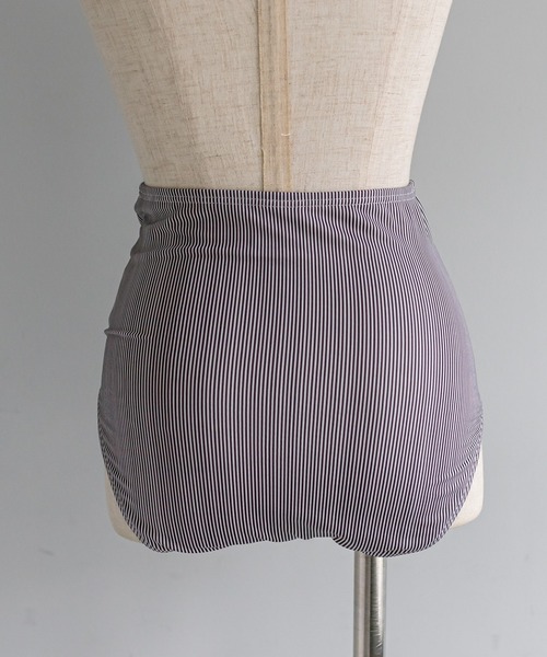 PUAL CE CIN（ピュアルセシン）の「【2点セット】ペプラムキャミスイムセットアップ（水着・レディース・ストライプ・FREE）」の15枚目の写真