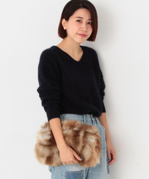 La Maison de Lyllis(メゾンドリリス)の「La Maison de Lyllis フェイクファークラッチバッグ/ L/M/d/L FUR CLT(クラッチバッグ・レディース・ライトグレー/ベージュ・フリー)」の6枚目の写真