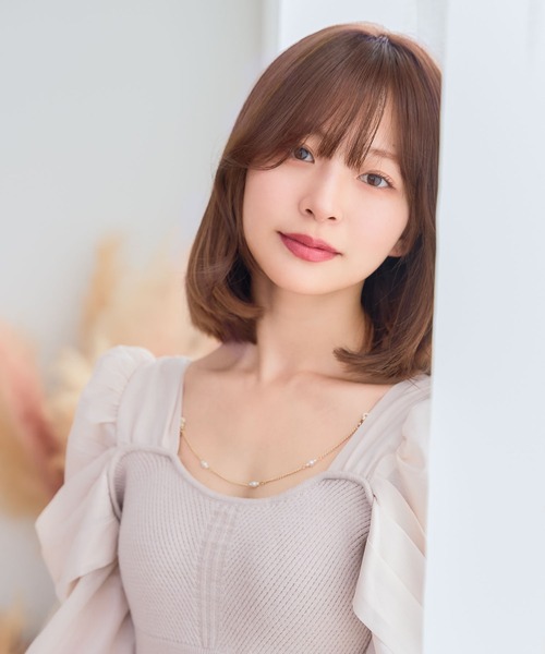 LINEASTORIA（リネアストリア）の「【前髪ウィッグ】総手植え前髪ウィッグ フェイスカール（ウィッグ・レディース・イエローゴールド/ブラック/ブラウン/ダークブラウン/ブラウン系その他/オレンジ系・FREE）」の11枚目の写真