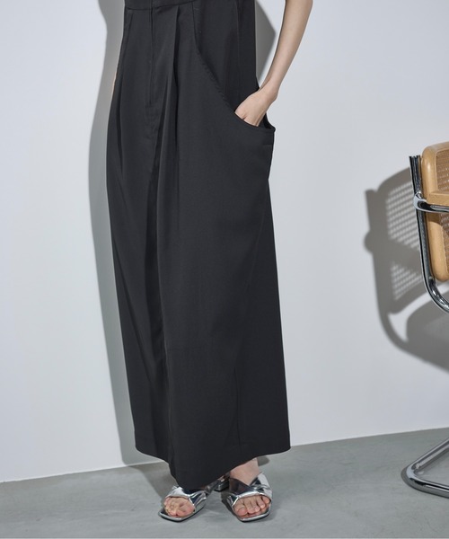 THE YOn（ザヨン）の「コルセットデザインビッグポケットジャンパー