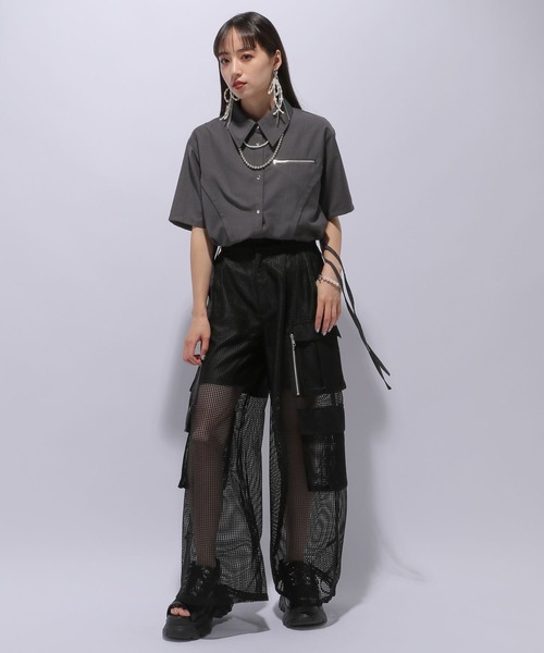 HARE（ハレ）の「ジップドロストショートシャツ(HARE)（シャツ/ブラウス・レディース・グレー/ブラック・FREE）」の5枚目の写真