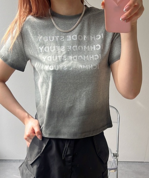 LAC-VERT(ラック・ヴェール)の「グラデーションロゴTシャツ(Tシャツ/カットソー・レディース・ブラック/グレー/ホワイト・FREE)」の3枚目の写真
