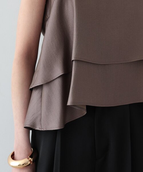 GALLEST（ギャレスト）の「◆シャインフレアキャミ（シャツ/ブラウス・レディース・アイボリー/ブラック/ブラウン系・38）」の18枚目の写真