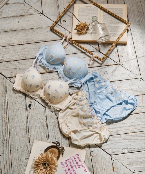 northerly（ノーザリー）の「リトルフラワーガーデン ブラジャー