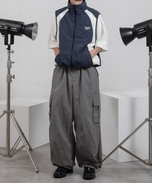 Perushu（ペルーシュ）の「ナイロンワイドパラシュートパンツ（その他パンツ・メンズ・ライトカーキ/オフホワイト/グレー・SMALL/MEDIUM/LARGE）」の17枚目の写真