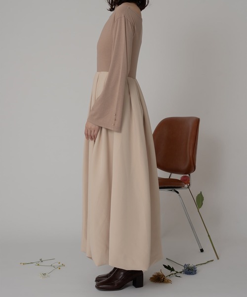 favclo.（ファブクロ）の「one shoulder balloon onepiece / ワンショルダーバルーンワンピース（ワンピース・レディース・チャコールグレー/オートミール・FREE）」の3枚目の写真