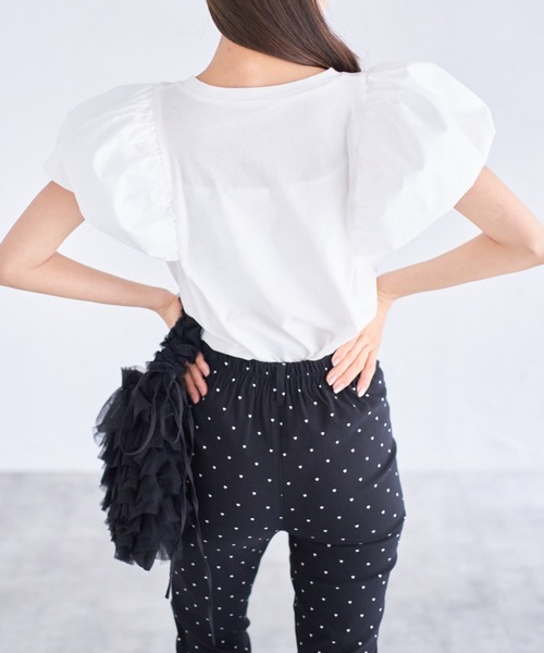 tocco closet(トッコ クローゼット)の「【ZOZO限定】レースリボンプリントTシャツ(Tシャツ/カットソー・レディース・ブラック/オフホワイト/グレー・M)」の4枚目の写真